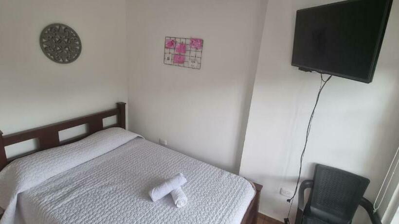 스탠다드 룸, Hostal Mochileros Inn