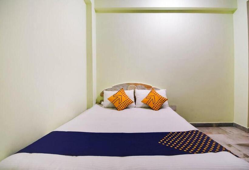 غرفة قياسية ثلاثية, Spot On Hotel Red Tomato