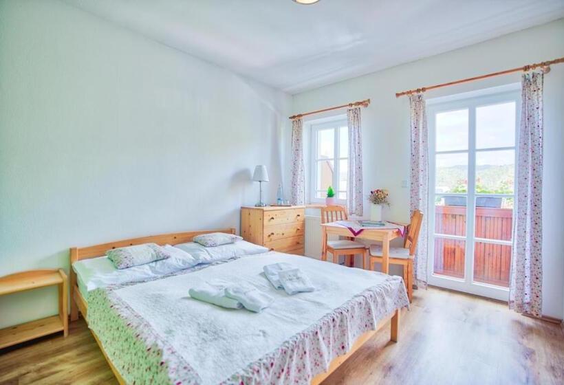Номер Стандарт, Penzion Pivnice   Jítravský Dvorec