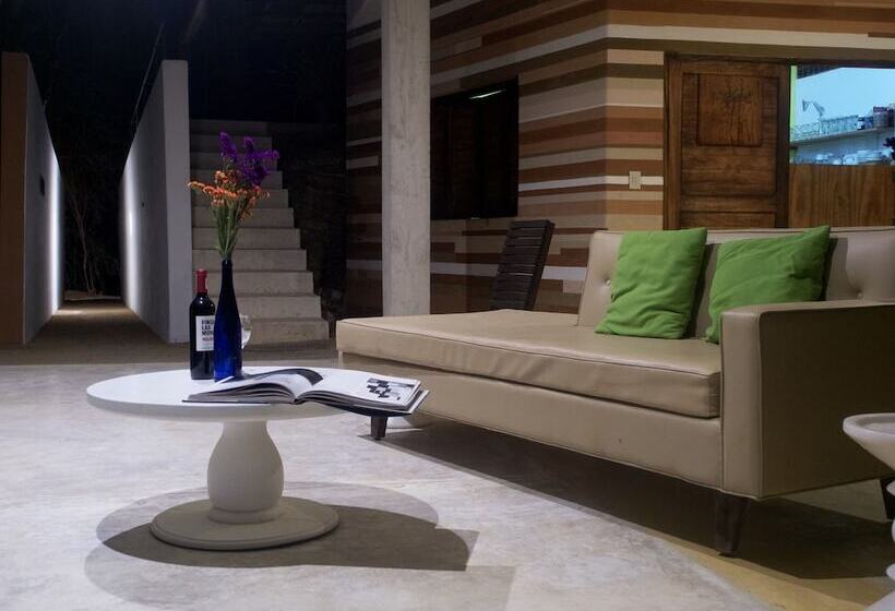 Хижина Deluxe, Casa Mermejita