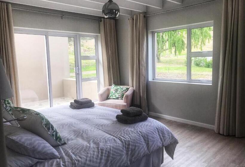 Люкс с Балконом, The Suites At Waterryk Eco Guest Farm