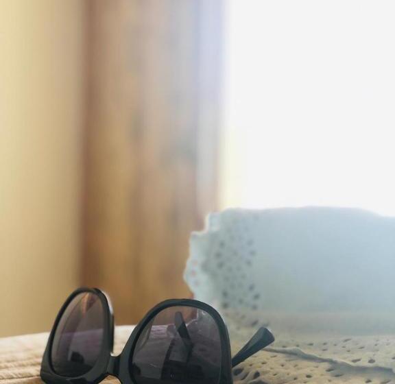 اتاق استاندارد با تخت بزرگ, Vistazul