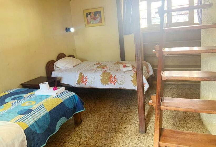 Номер Стандарт Трехместный, Hostal Jardín Escondido