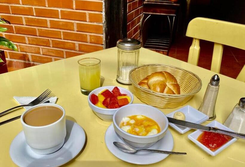 Номер Стандарт Индивидуальный, Hostal Jardín Escondido
