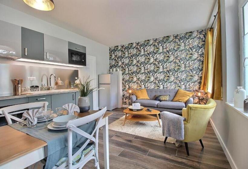 Люкс с Балконом, La Cotentine Maison D Hôtes