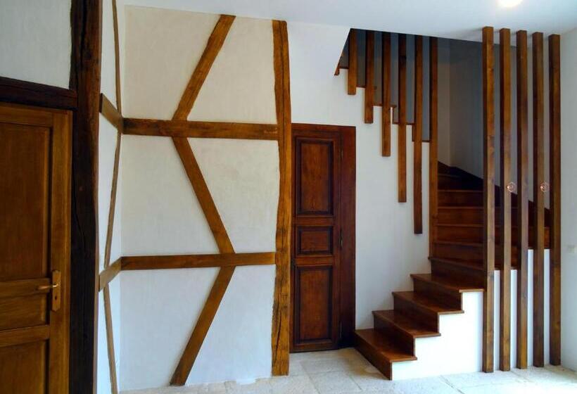 Дом 2 Спальни, Jardin Des Sens, La Rente D Eguilly