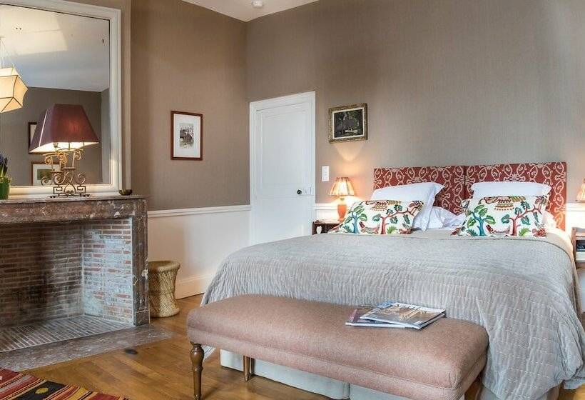 Номер Deluxe, Château Des Grotteaux