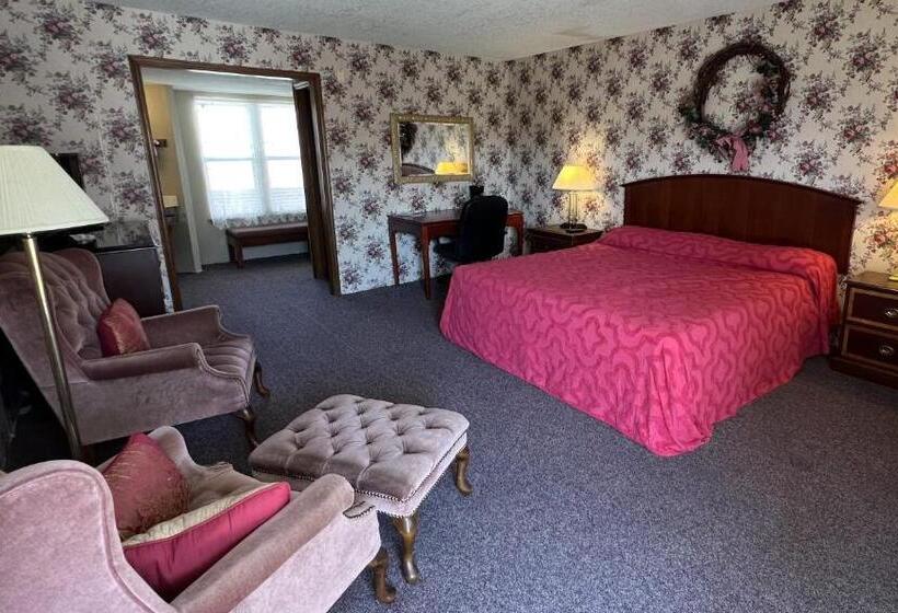 Люкс Deluxe Кровать Кинг, Victorian Inn
