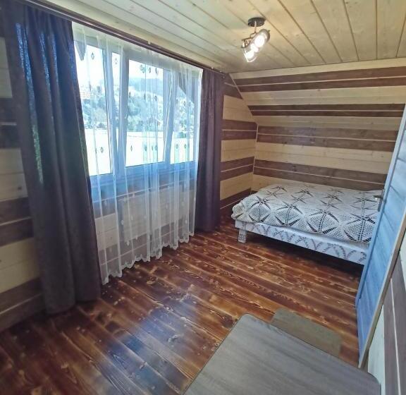 Дом 2 Спальни, Girskyi Kutochok