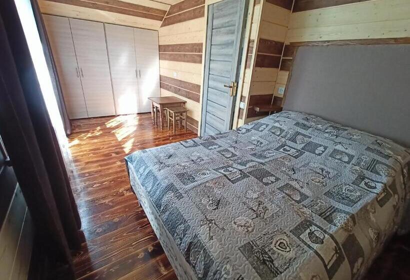 Дом 2 Спальни, Girskyi Kutochok