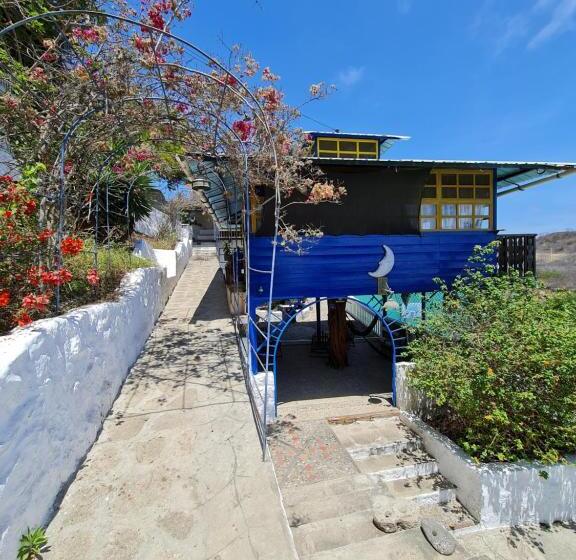 اتاق پنج‌تخته استاندارد, Hosteria Farallon Dillon