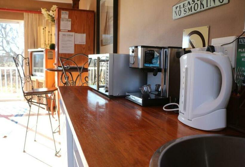 سوییت, Indigo Moon Guesthouse