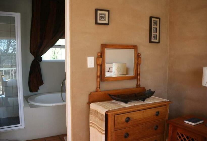 سوییت, Indigo Moon Guesthouse