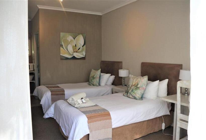 اتاق لوکس, Indigo Moon Guesthouse