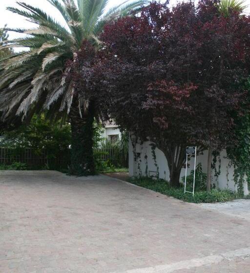 اتاق اکونومی, Indigo Moon Guesthouse