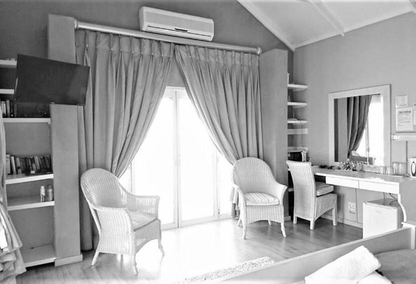Deluxe Suite King Bed, Indigo Moon Guesthouse