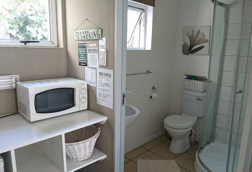 اتاق لوکس, Indigo Moon Guesthouse