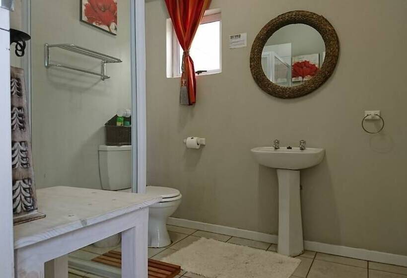 اتاق لوکس, Indigo Moon Guesthouse