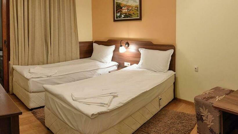 Апартаменты 2 Спальни, Family Hotel Balkanci