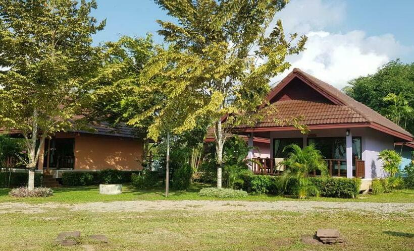 خانه 1 خوابه, Pawarisa Resort