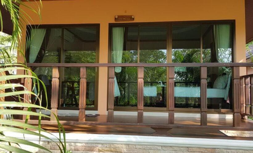 خانه 1 خوابه, Pawarisa Resort