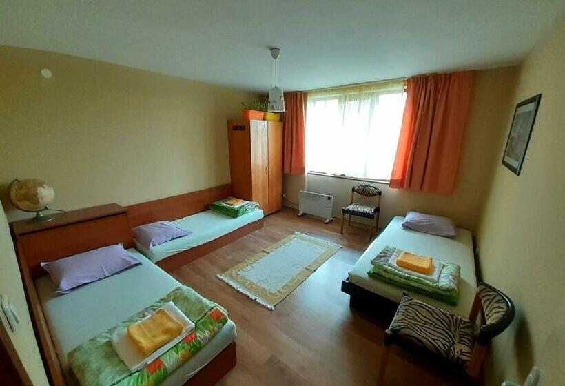 Номер Стандарт Трехместный, Mihaela Lake Retreat