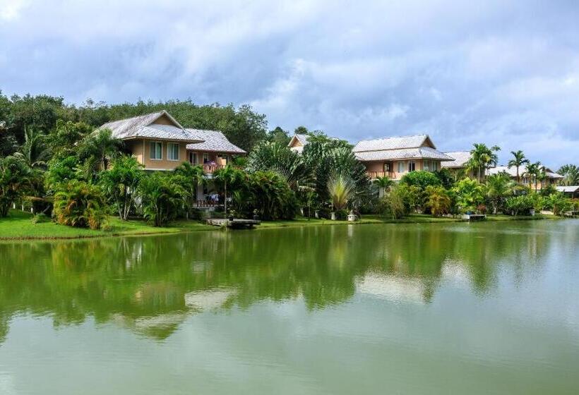 Номер Deluxe, Thelifeco Wellbeing Phuket Detox Center And Vegan Hotel   Sha Plus