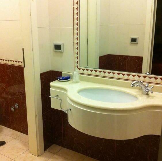 Четырехместный Номер Стандарт, Albergo Carpino
