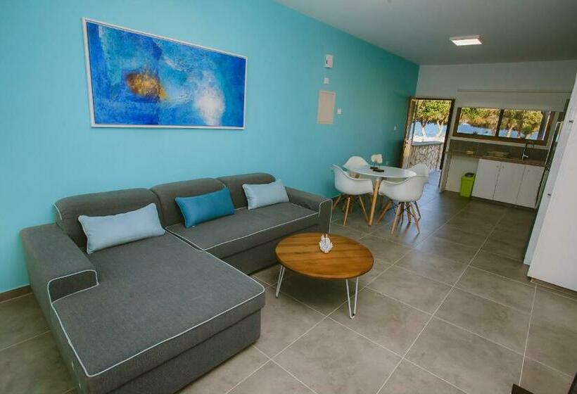 带2个卧室的公寓, Elya Beach Luxury Suites