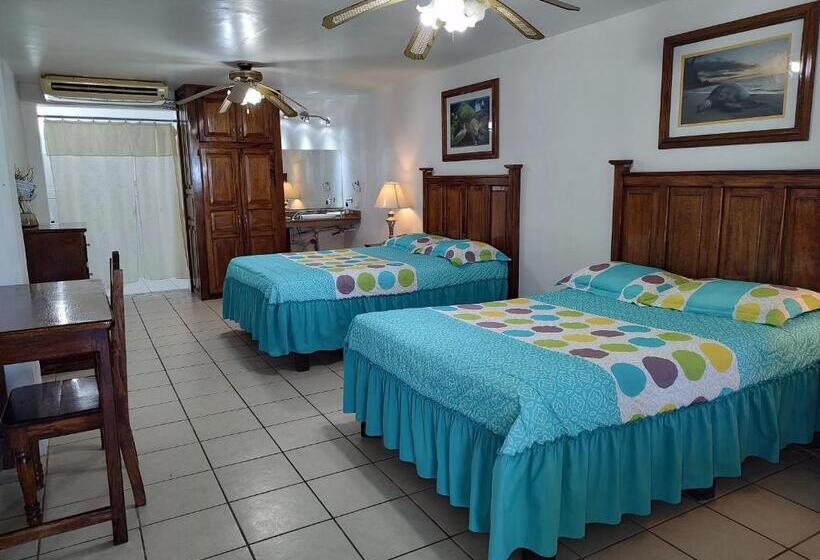 اتاق استاندارد با چشم‌انداز دریا, Freedom Shores La Gringa Hotel   Universally Designed