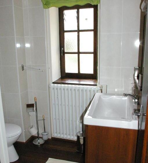 Дом 1 Спальня, Maison D'hôte La Grange Aux Ayres