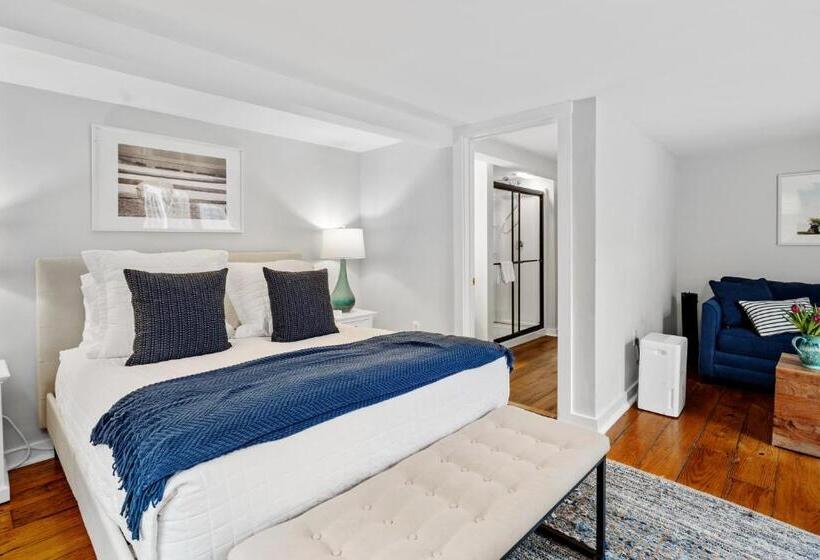 Quarto Superior, Lambert S Cove Inn & Resort