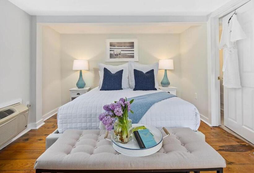 Quarto Superior, Lambert S Cove Inn & Resort