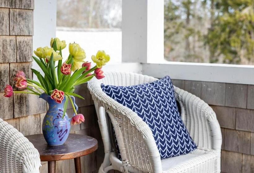 Quarto Estandar com Sacada, Lambert S Cove Inn & Resort