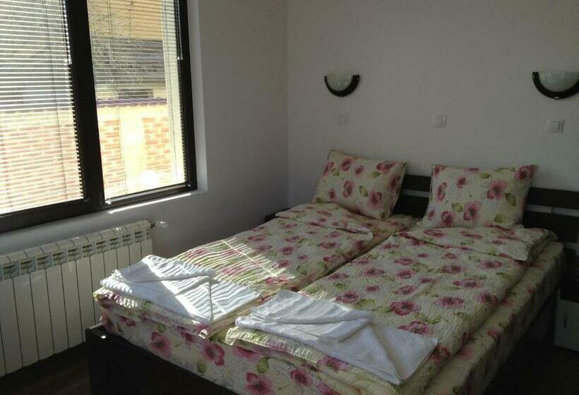 Номер Стандарт, Guest House Luchi
