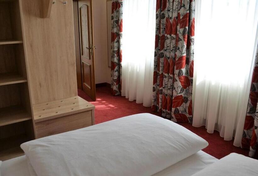 Номер Стандарт, Gasthof Rotes Roß