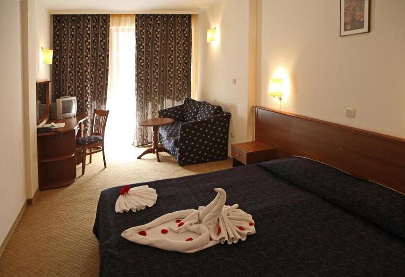 Quarto Estandar com Sacada, Yunona   All Inclusive