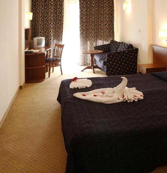 Quarto Estandar com Sacada, Yunona   All Inclusive