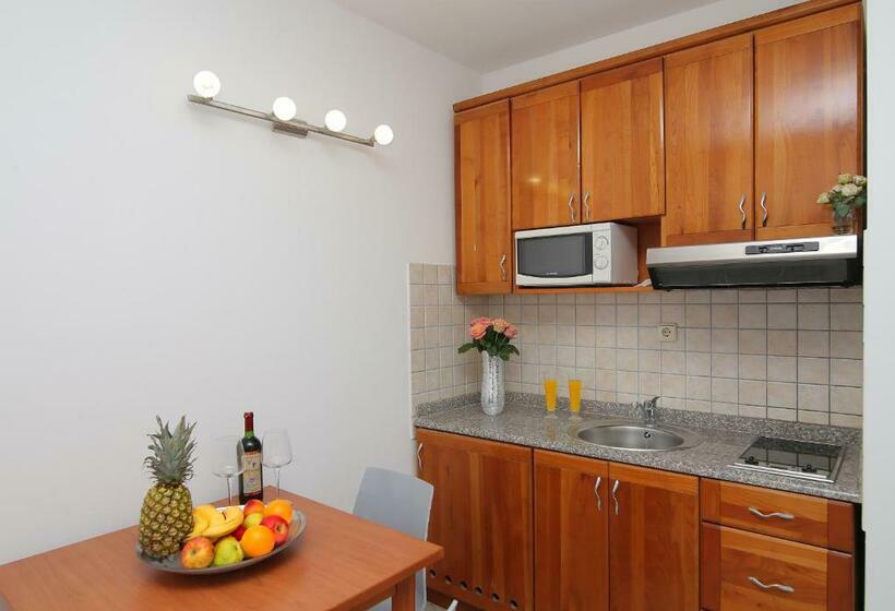 Family studio with terrace, Villa Antea Apartments