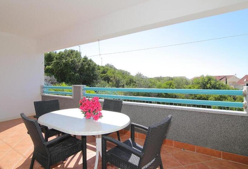 Апартаменты 1 Спальня с Террасой, Villa Antea Apartments