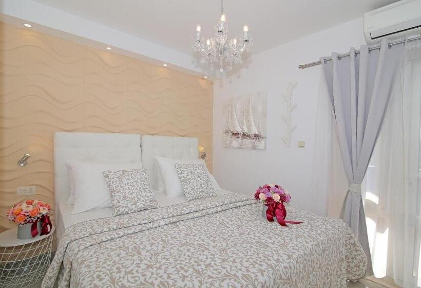 Студио Стандарт с Террасой, Villa Antea Apartments