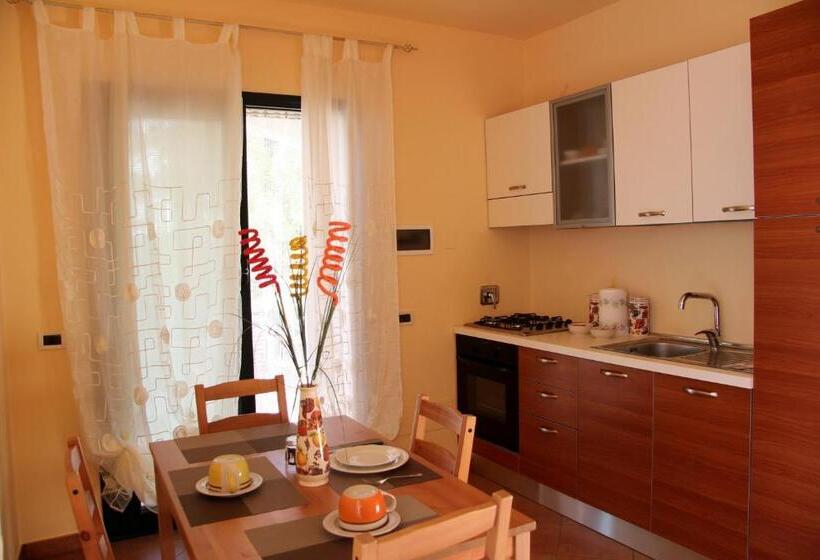 Апартаменты 1 Спальня Нижний Этаж, Agriturismo Azzurra Biricchina