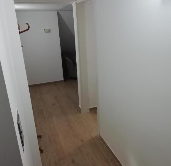 آپارتمان 1 خوابه با چشم‌انداز باغ, Asta La Vista Vendégház