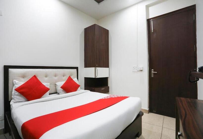 Quarto Triplo Clássico, Flagship Hotel Sanfot