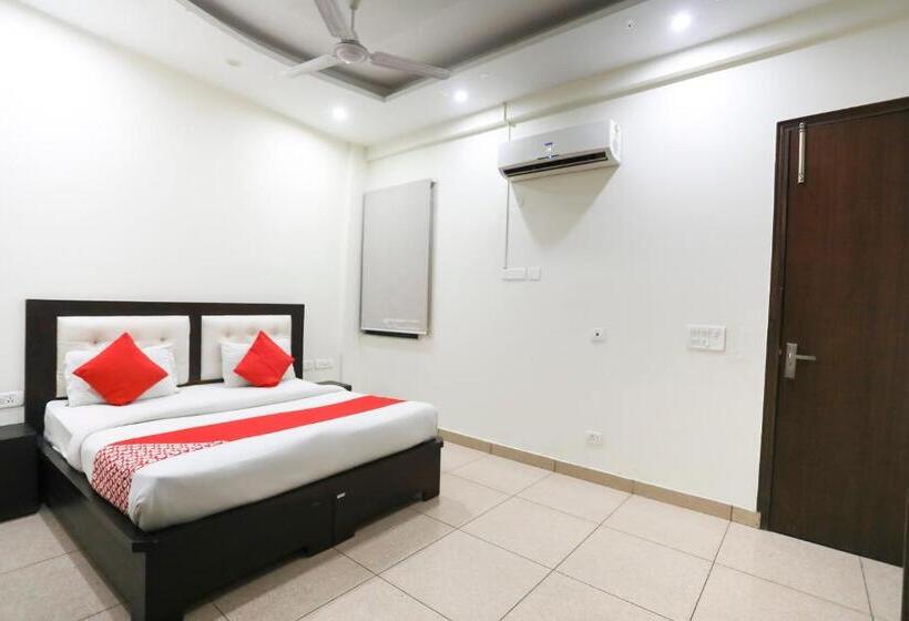 Quarto Triplo Clássico, Flagship Hotel Sanfot