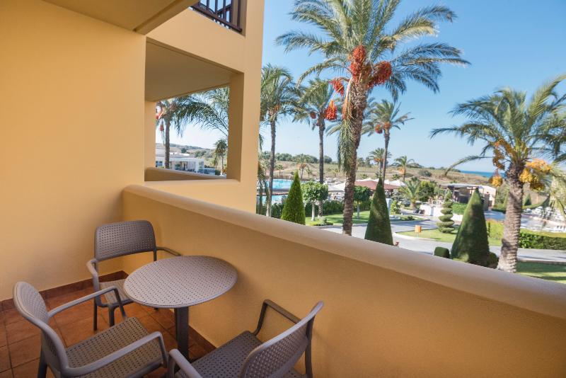 Номер Стандарт Вид на Сад, Horizon Beach Resort