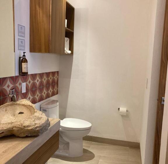 带按摩浴盆的套房, Latino Hotel Boutique