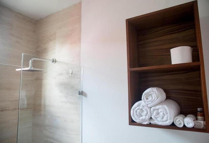 带露台的标准工作室, Latino Hotel Boutique