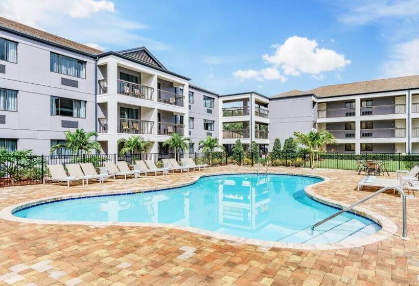 اتاق استاندارد با چشم‌انداز استخر, Courtyard By Marriott Orlando Lake Buena Vista At Vista Centre
