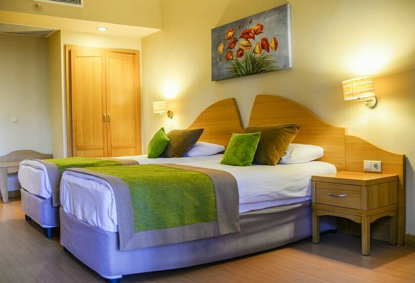 Номер Economy, Limak Arcadia Sport Resort Belek